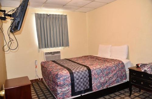 Ira Hotel | Extended Stay Motel - Snyder