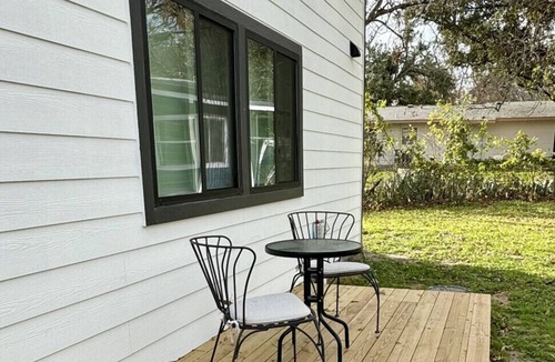 Windsor Park House | Extended Stay Retreat: Cozy yet Spacious Tiny Gem!