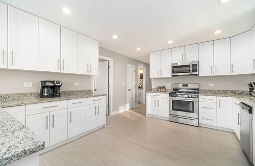 Summit House | Extended Stay Summit FHS Rental