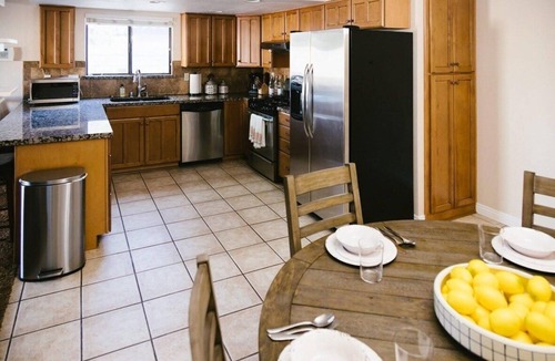 Spring Valley House | Extended stays in sunny Las Vegas!
