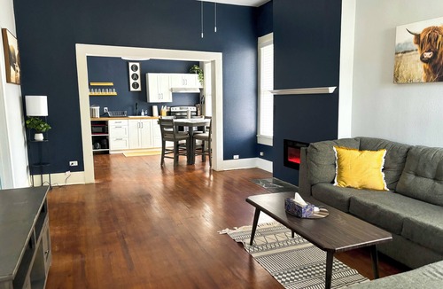 Southside House | Extended Stays Welcome! nNear SouthTown/Downtown San Antonio