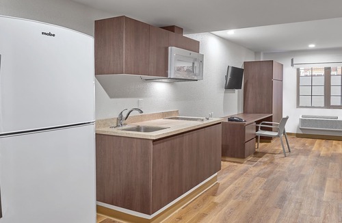 La Joya Apartment | Extended Suites Tijuana Macroplaza