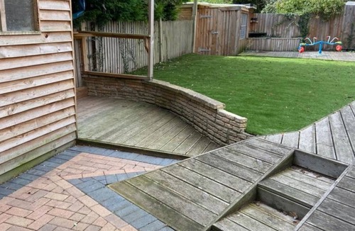 Little Stukeley House | Extensive 4 Bed close to Peterborough.