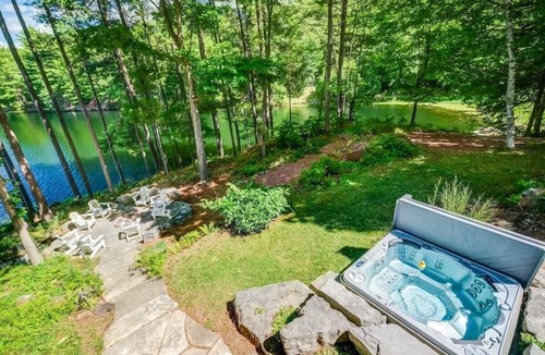 Frontenac House | Extensive private luxury property - sleeps 25!