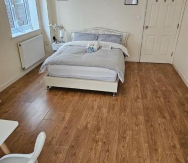 Stone House | Extra Large Bedroom Dartford