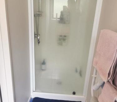 Hamilton House | Extra Large Room With Cozy Sofa & Tv