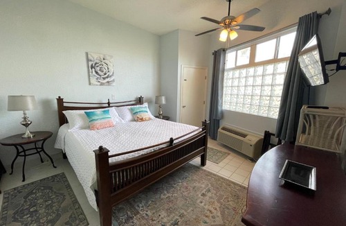 Lenox Park Apartment | Extraordinary Ocean View Studio