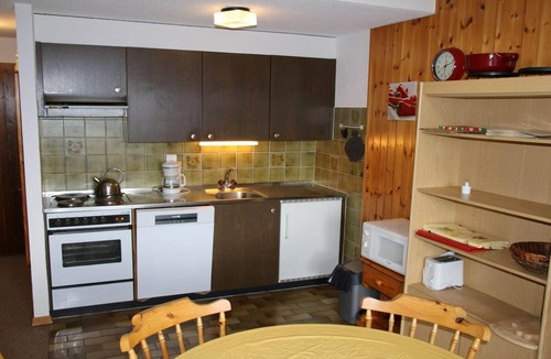 Sion Apartment | Extravagant apartment with view