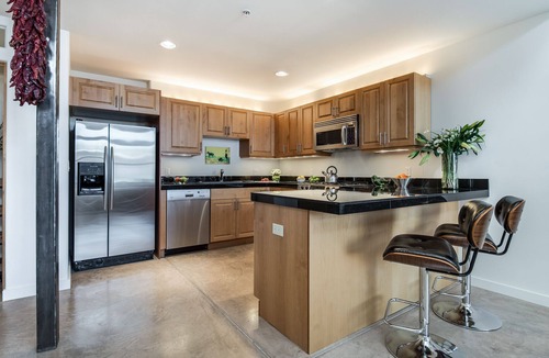 South Capitol Condo | Eye Candy Loft | Modern Santa Fe Loft | Railyard District