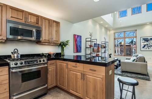 South Capitol Condo | Eye Candy Loft | Modern Santa Fe Loft | Railyard District