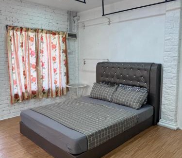 Kampung Ru Muda House | Eyka Studio Roomstay