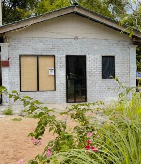 Kampung Ru Muda House | Eyka Studio Roomstay
