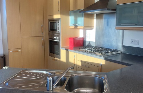 Newhaven Apartment | Eyrie on Edinburghs Seafront