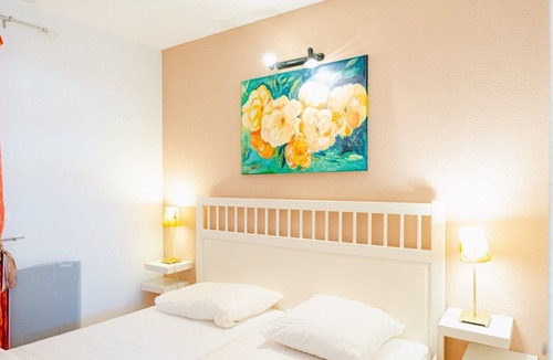 Foulquines House | F 128 Wonderful house with big terrace and winter garden