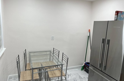 Irvington Apartment | F&S leisure apartment