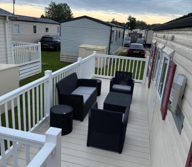 Ebford Other | F04 Dawlish Sands 4 bedroom 8 berth static