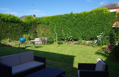 Ailly-sur-Somme Apartment | F1 furnished with Garden access