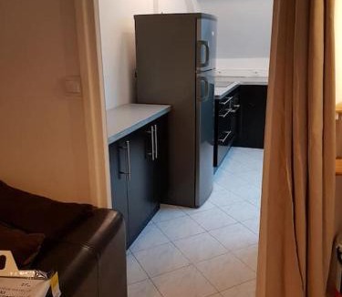 Le Chesnay Apartment | F2 à 9 mins du château 4pers