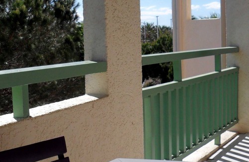 Le Port Apartment | F2 air-conditioned, near beach (for 4 people)