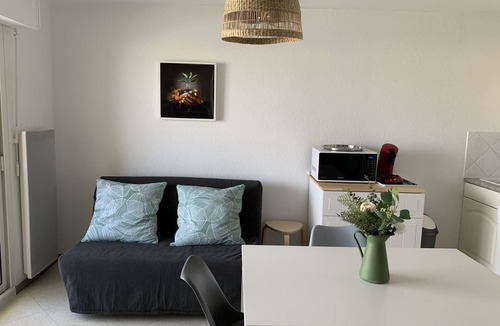 Fort-Mahon-Plage Apartment | F2 Apartment near beach with parking and pets allowed