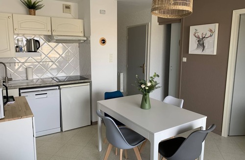 Fort-Mahon-Plage Apartment | F2 Apartment near beach with parking and pets allowed