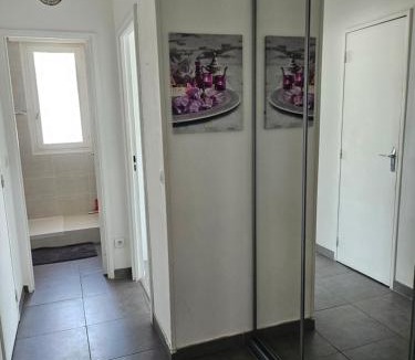 Sablon Apartment | F2 avec grand balcon quartier gare!