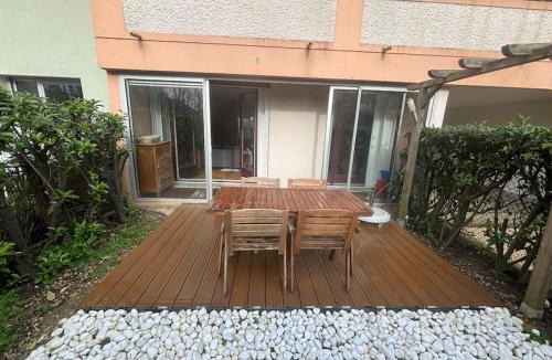 Guyancourt Apartment | F2 avec Terrasse, Parking gratuit