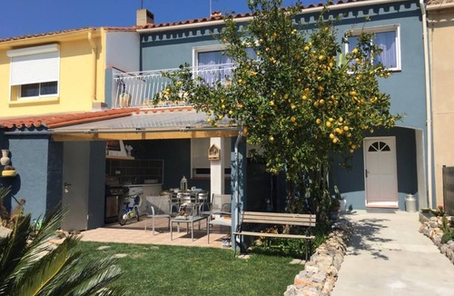 Pia Apartment | F2 CABIN 35KMS SPAIN 10 KMS SEA