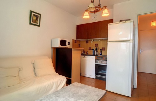 Carnon-Plage Apartment | F2 Cabin, Terrace, Parking, Close to the Beach