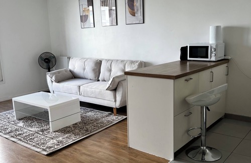 L'Ile-Saint-Denis Apartment | F2/chambre Salon