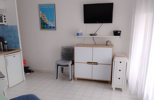 Le Couchant Apartment | F2, Pool, Air conditioning, Garage, WiFi
