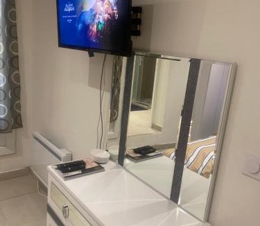 Arnouville Apartment | F2 près de Paris Aeroport CDG 2 minutes de la gare