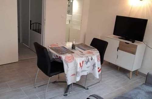 Courseulles-sur-Mer Apartment | F2 RDC promo cour Courseulles sur mer