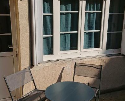 Courseulles-sur-Mer Apartment | F2 RDC promo cour Courseulles sur mer