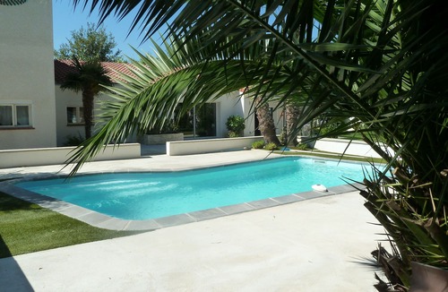 Montescot Apartment | F3 4/5 people 38m2, all comfort, in private property closed air conditioning
