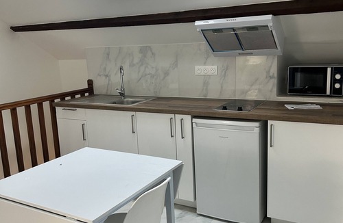 Quartier Centre Ville Apartment | F3 Grenier Maison Centre Ville Massy