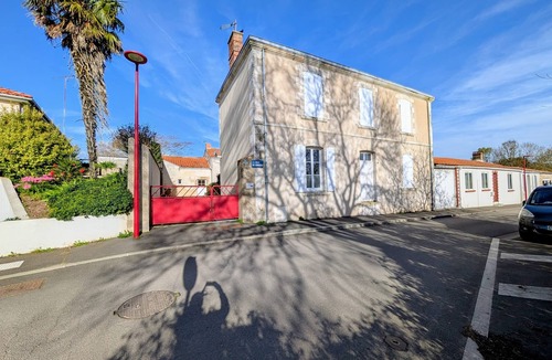 Grosbreuil House | F3 house with garden in Grosbreuil