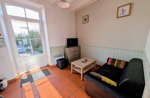 Grosbreuil House | F3 house with garden in Grosbreuil