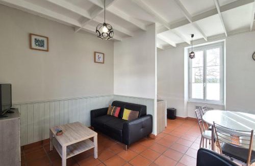 Grosbreuil House | F3 house with garden in Grosbreuil