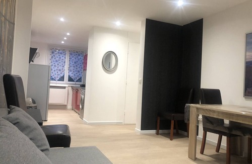 Deville-les-Rouen Apartment | F3 with 3 BEDS + Free Parking