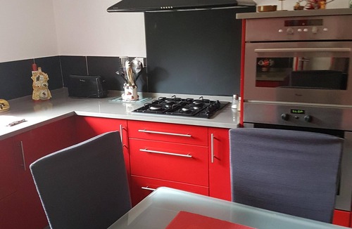 Maurens Apartment | F4 garden apartment for 8 people, with swimming pool in the woods