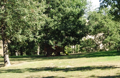 Maurens Apartment | F4 garden apartment for 8 people, with swimming pool in the woods
