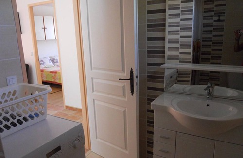 Villelongue-dels-Monts Villa | F4 with pool access