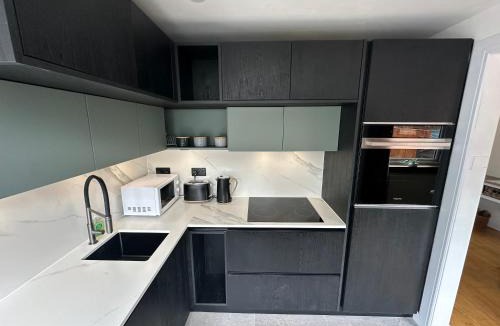 Luss House | Fab-u-Luss