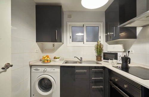 Porta Apartment | FABRA 3-1 - Three Bedroom Apartment, Sleeps 4