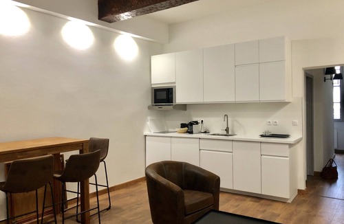 Montpellier City-Centre Apartment | Fabre museum, charming apartment, free parking.!