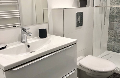 Montpellier City-Centre Apartment | Fabre museum, charming apartment, free parking.!