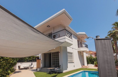 Salou Villa | Fabulosa Villa en el Centro de Salou con Piscina Privada