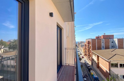Mataro Condo | Fabuloso Tríplex en Mataró, a 10 Min. de la Playa!