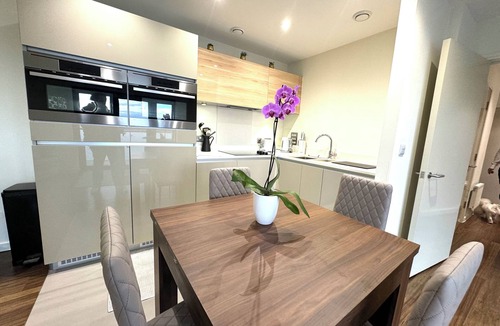 Sudbury Apartment | Fabulous 1 Bed Flat near Wembley